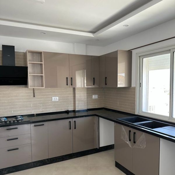 meubles de cuisine bois Tunisie