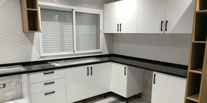 meubles de cuisine bois Tunisie