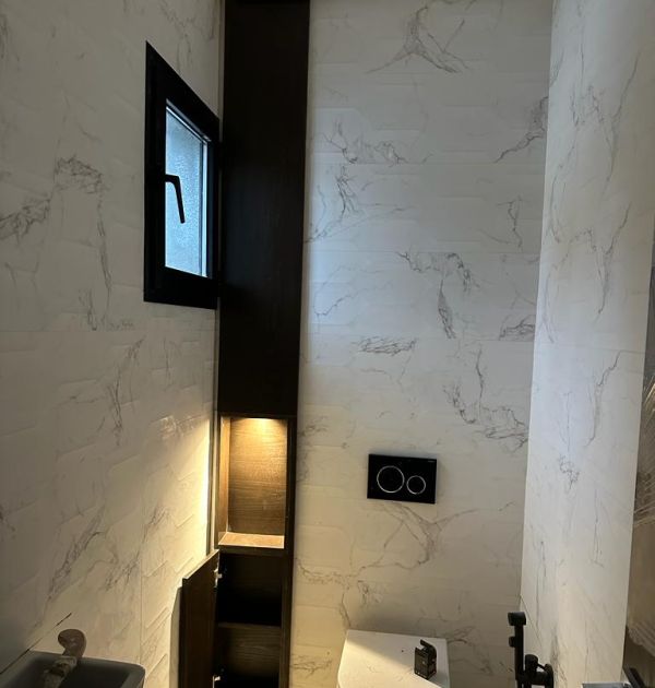 meubles de salle de bain en bois