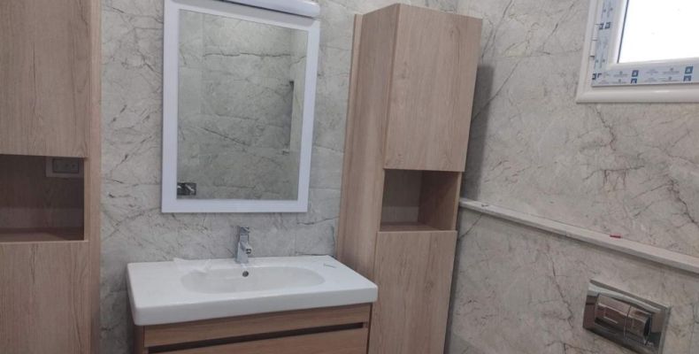 meubles de salle de bain en bois