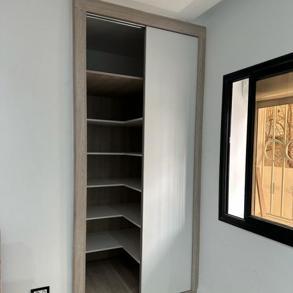 Dressing en bois sur mesure Tunisie