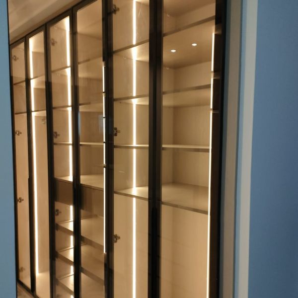 Dressing en bois sur mesure Tunisie